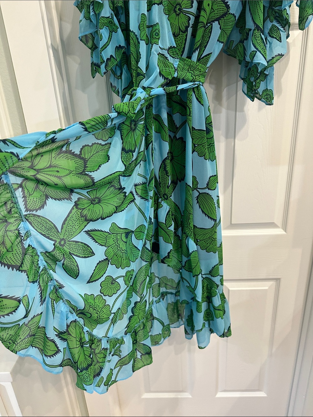 CAbi Green & Aqua Botanical Silk-Feel wrap Dress! - Picture 5 of 6